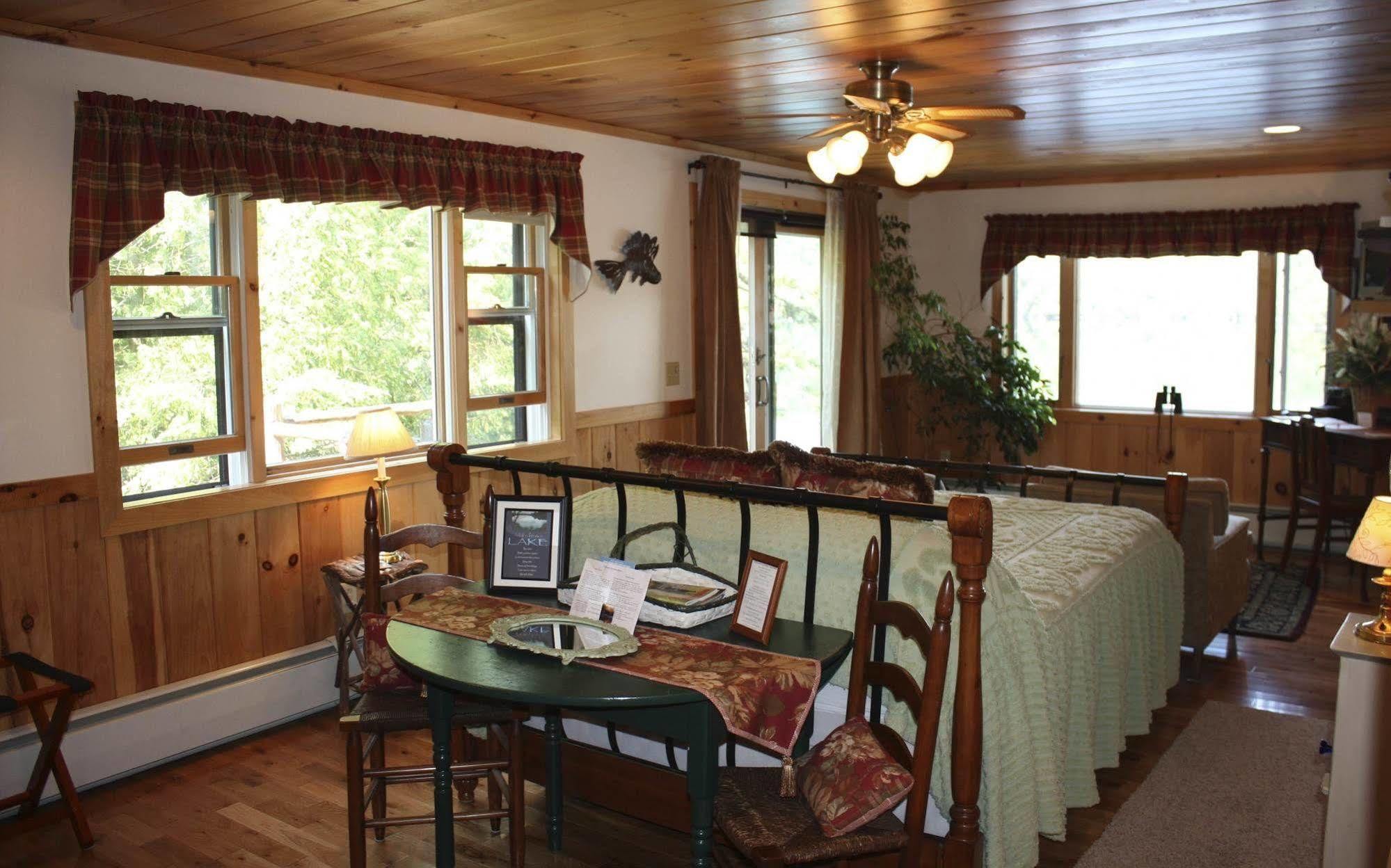Kiwassa Lake Bed & Breakfast Saranac Lake Exterior photo